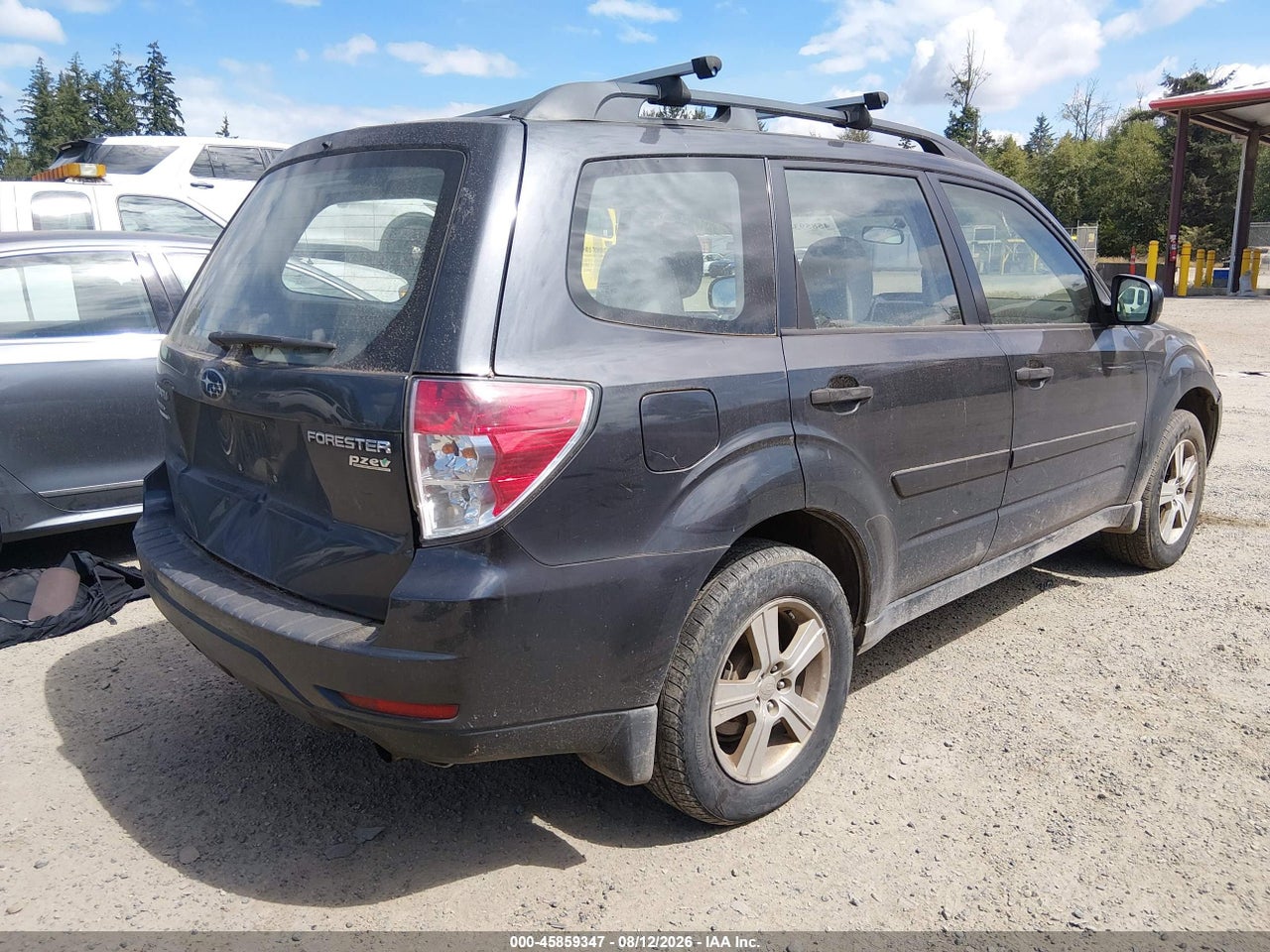 2013 SUBARU FORESTER 2.5X · 4/11