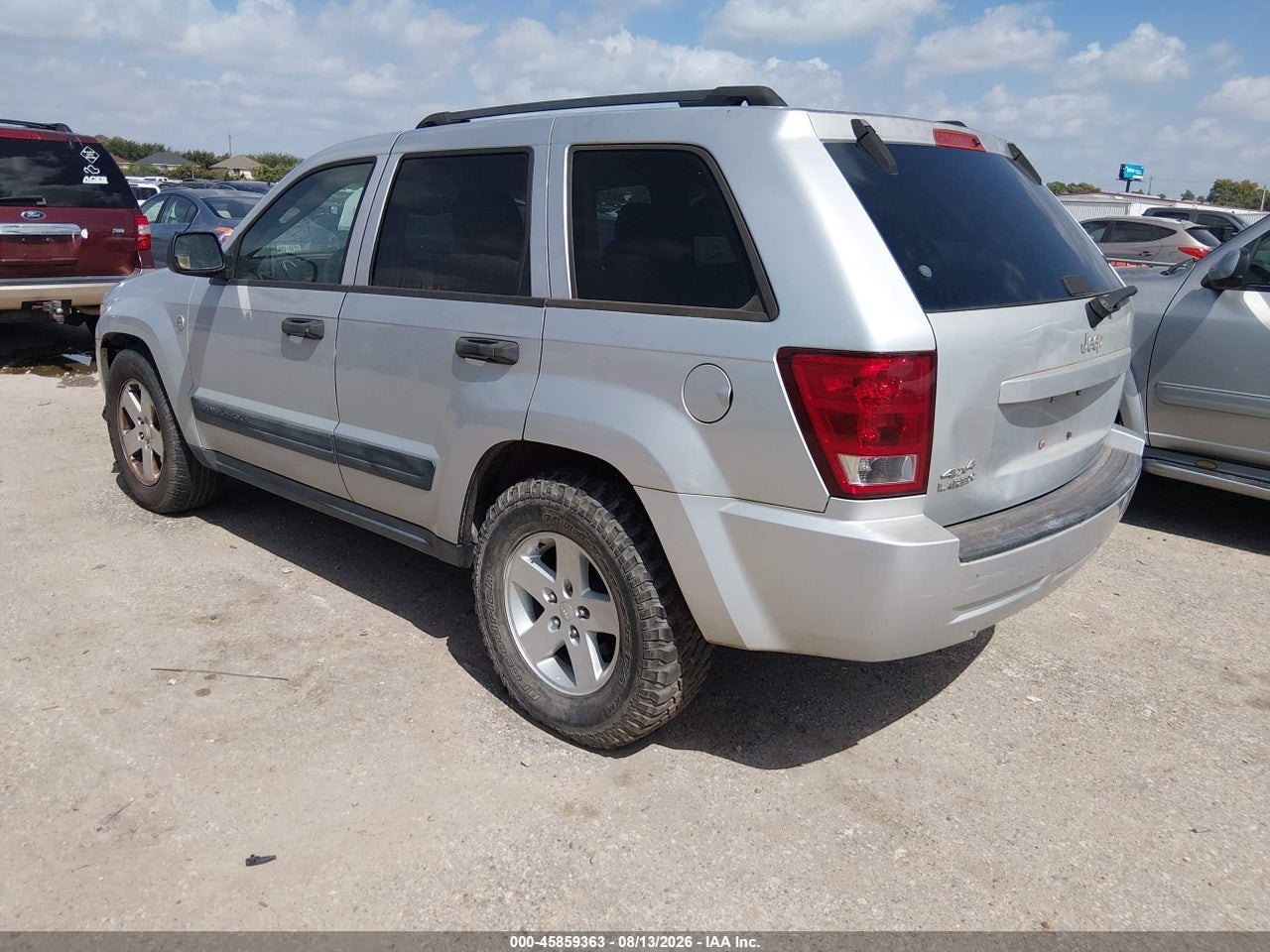 2006 JEEP GRAND CHEROKEE LAREDO · 3/11