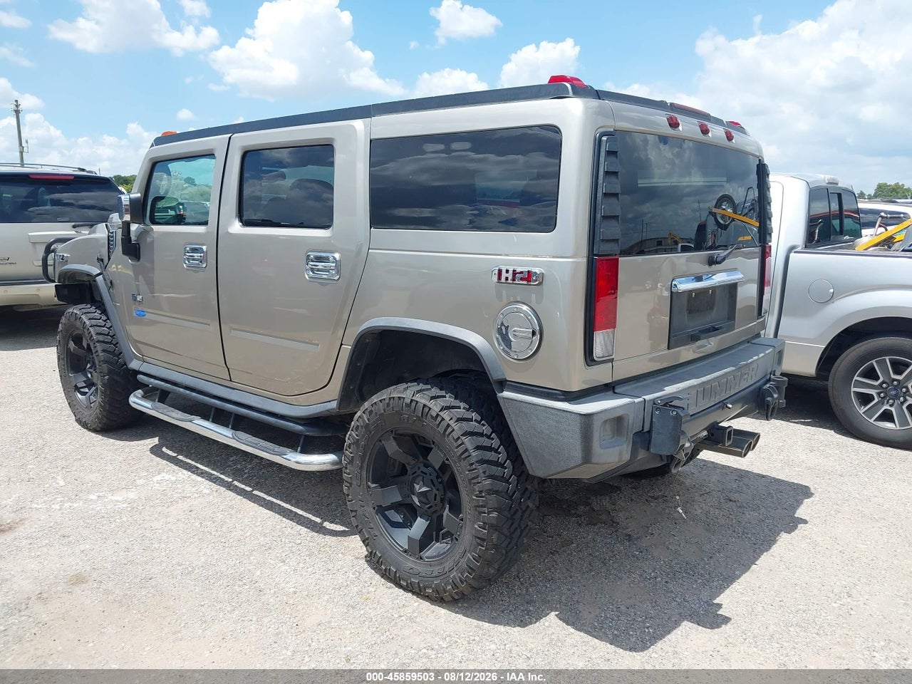 2005 HUMMER H2 SUV · 3/11