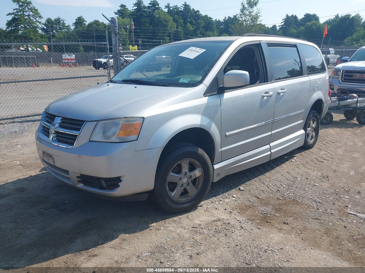 2009 DODGE GRAND CARAVAN SXT · 2/11
