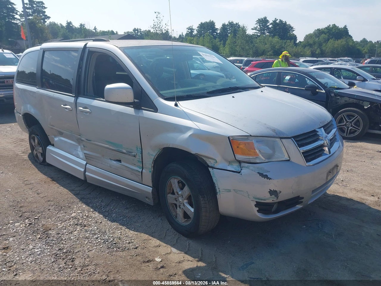 2D8HN54199R****** · 2009 DODGE GRAND CARAVAN SXT