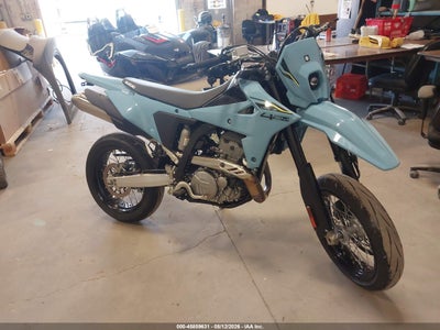 2025 SUZUKI DR-Z400 SM