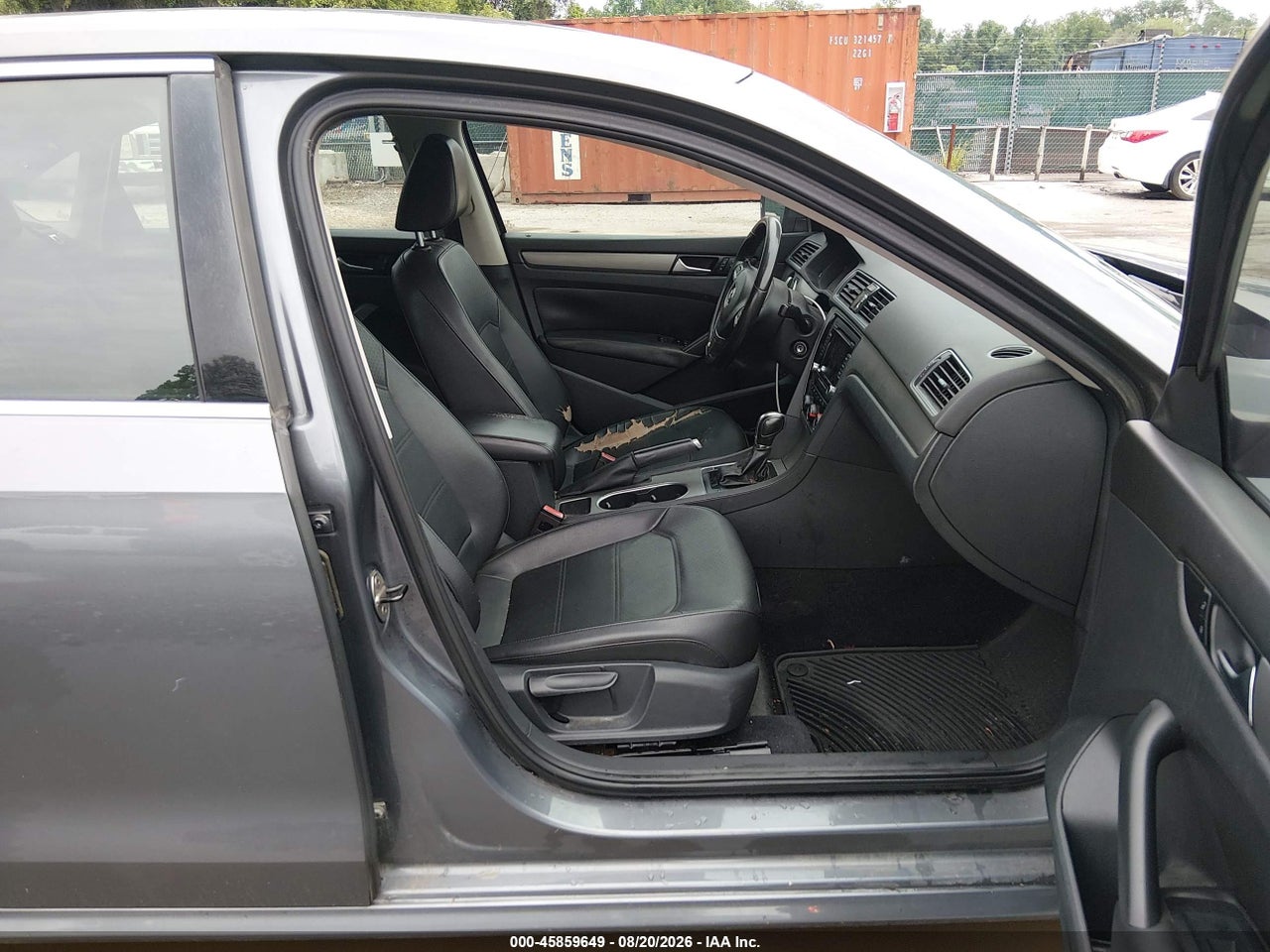 2014 VOLKSWAGEN PASSAT 2.5L SE · 5/11