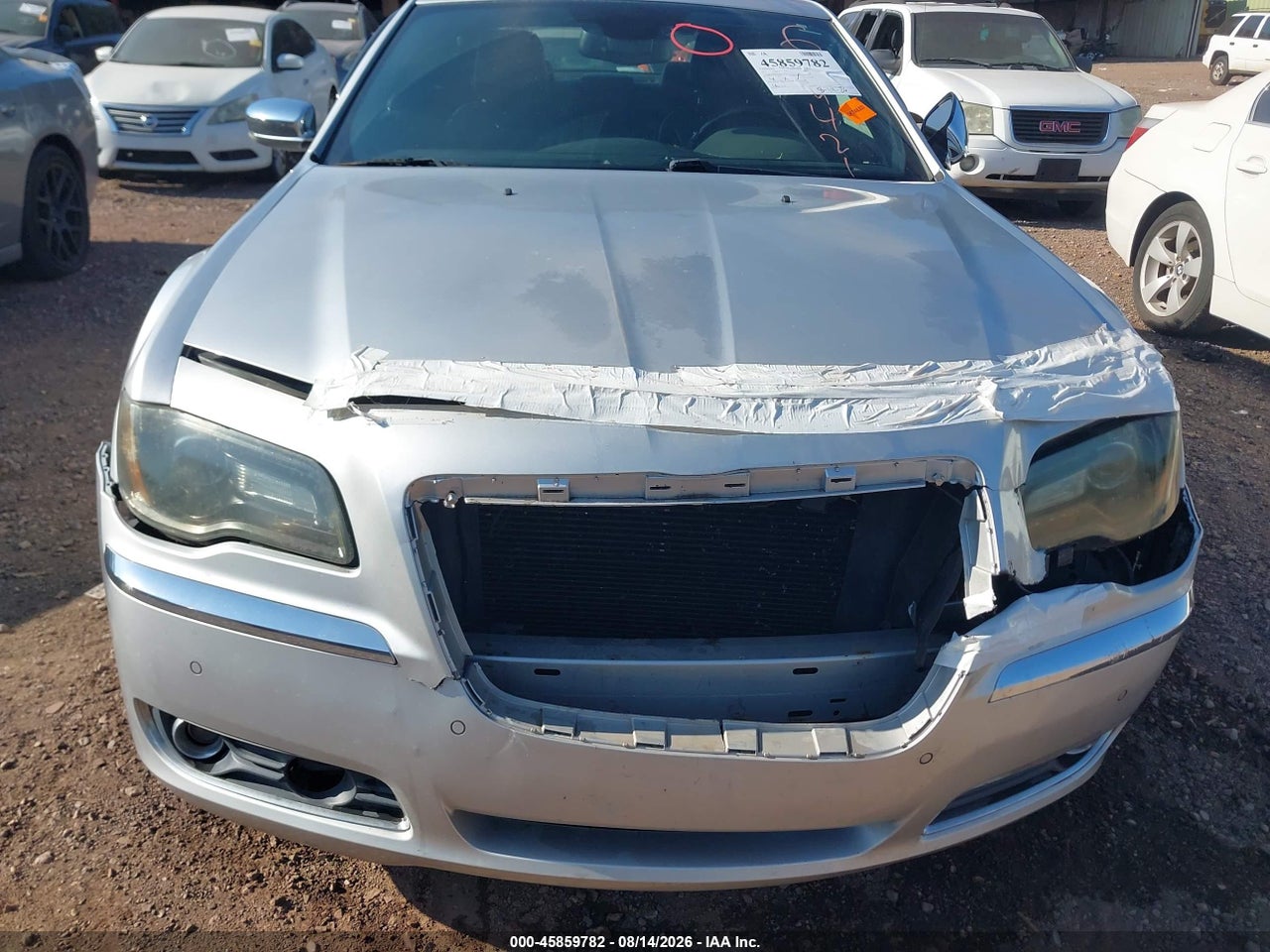 2011 CHRYSLER 300C   · 6/11