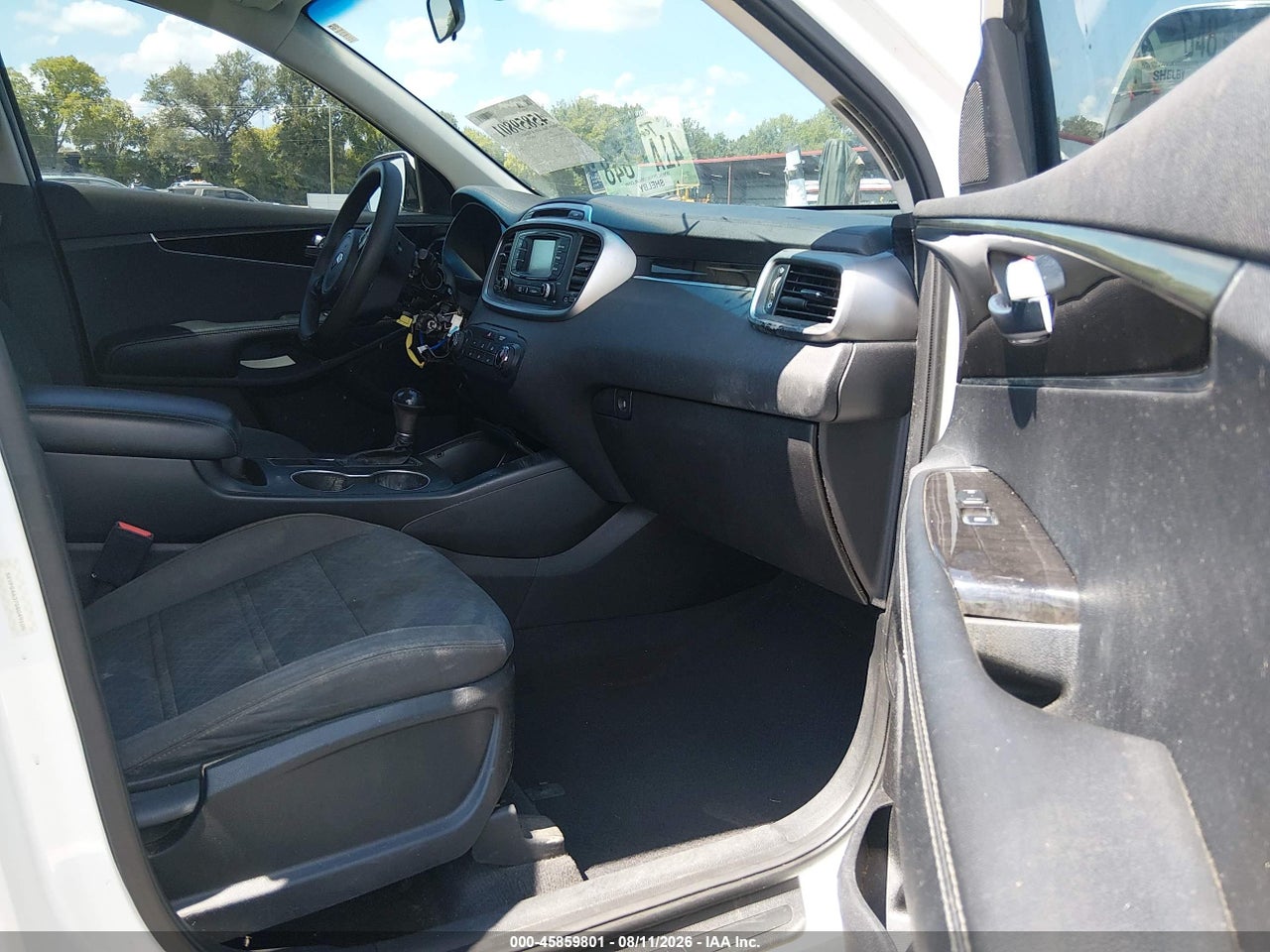 2016 KIA SORENTO 2.4L LX · 5/10