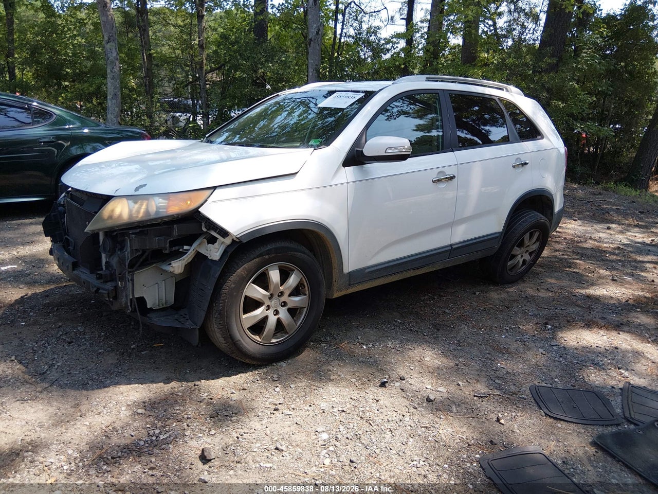 2011 KIA SORENTO LX · 2/11