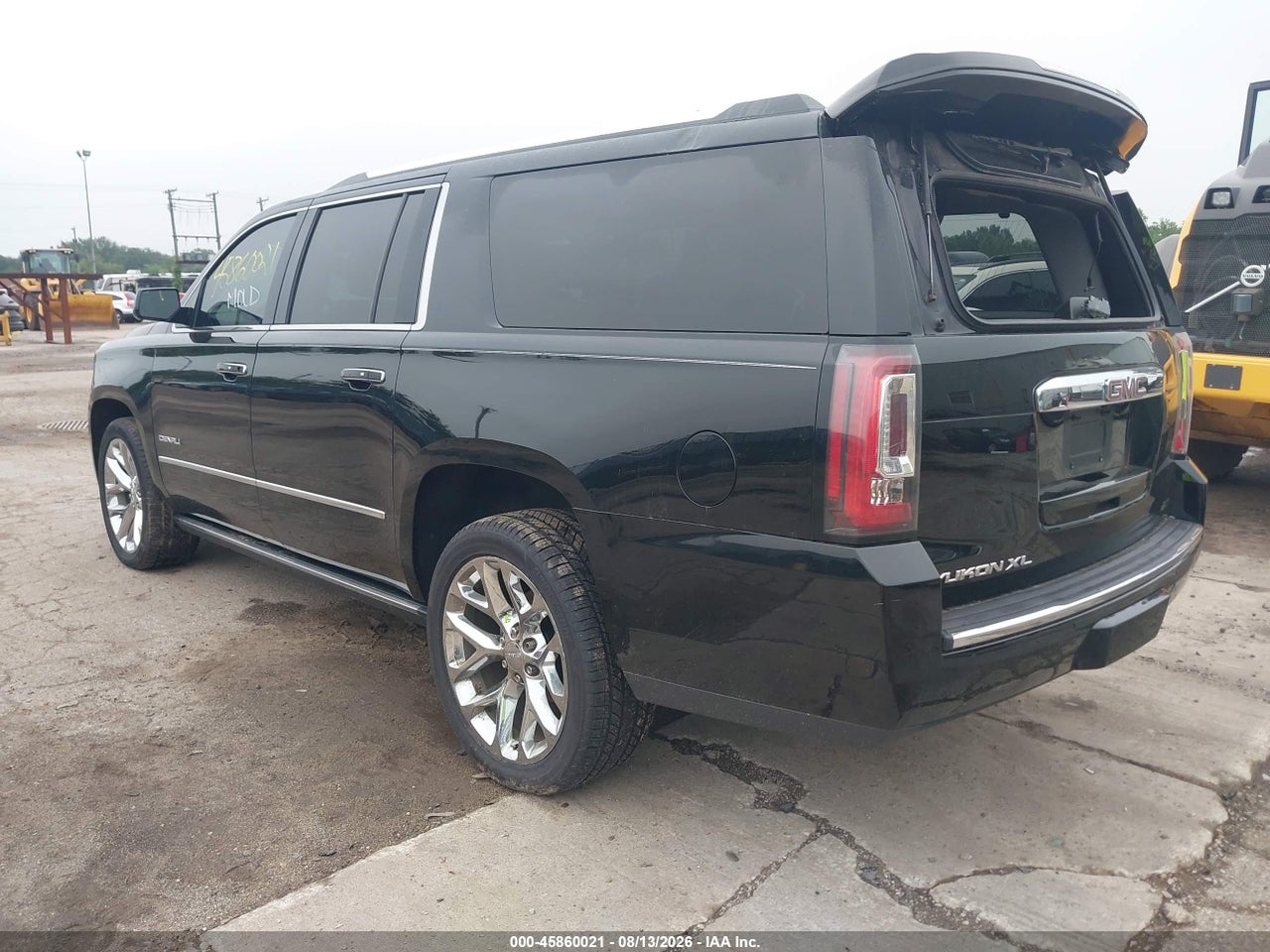 2018 GMC YUKON XL DENALI · 3/11