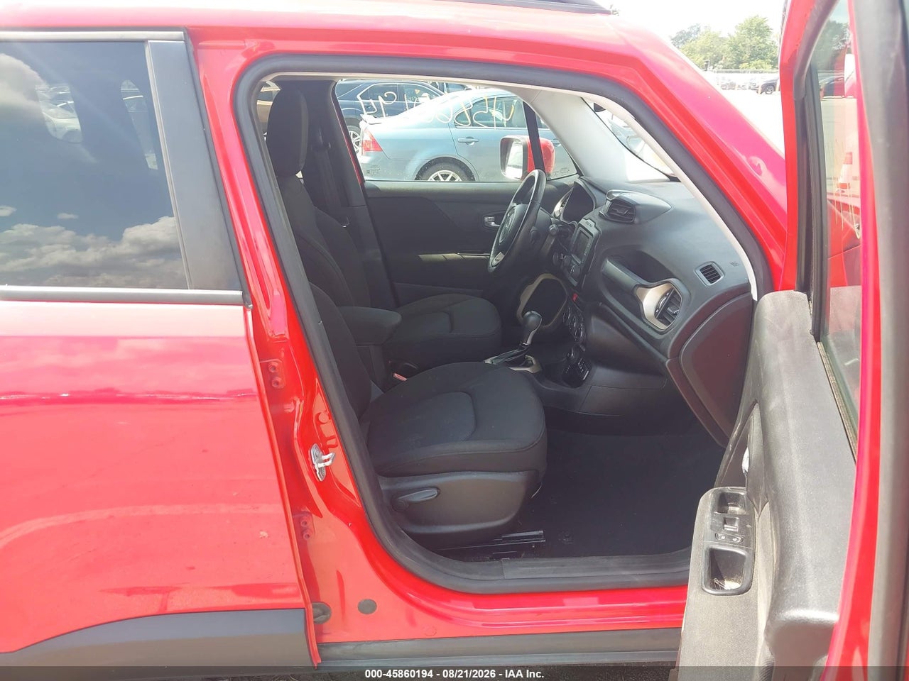 2016 JEEP RENEGADE LATITUDE · 5/11