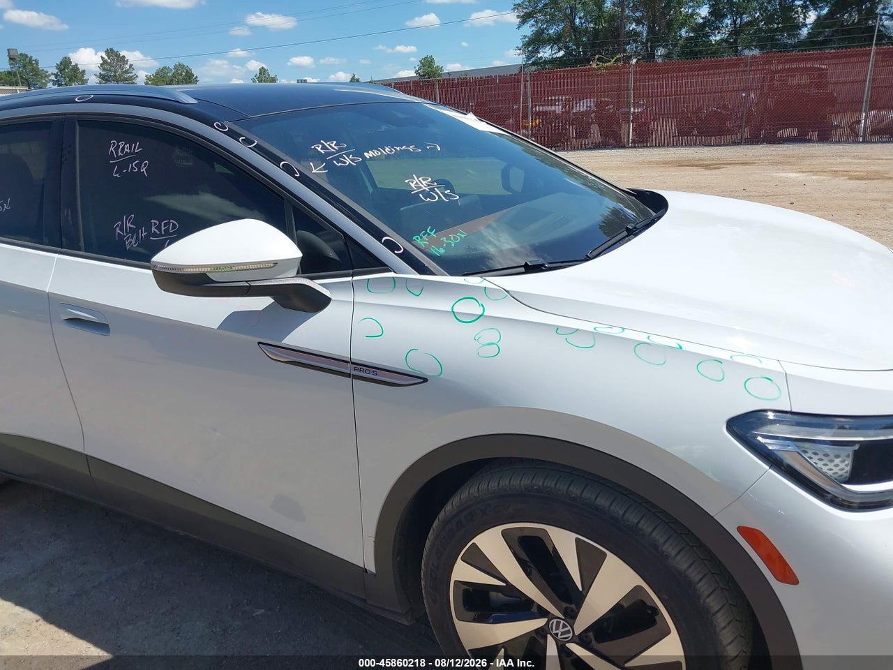 2021 VOLKSWAGEN ID.4 PRO S · 6/11