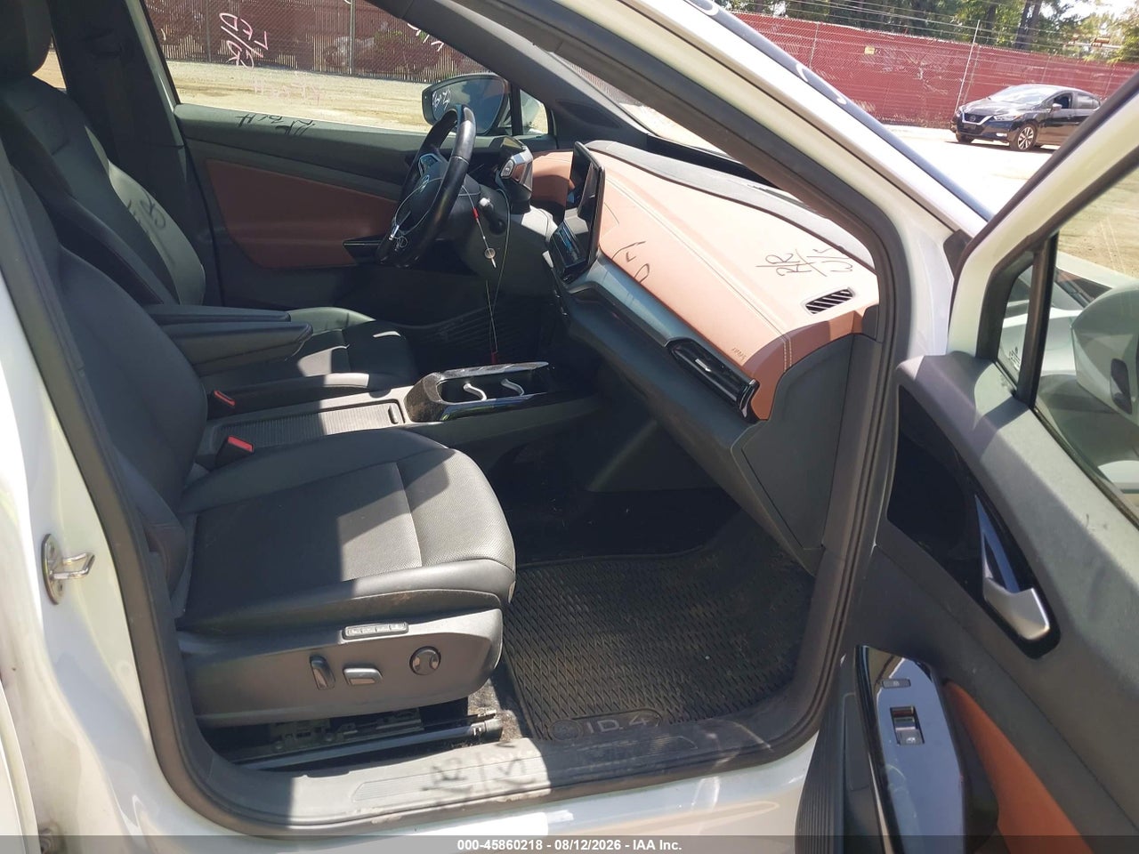 2021 VOLKSWAGEN ID.4 PRO S · 5/11