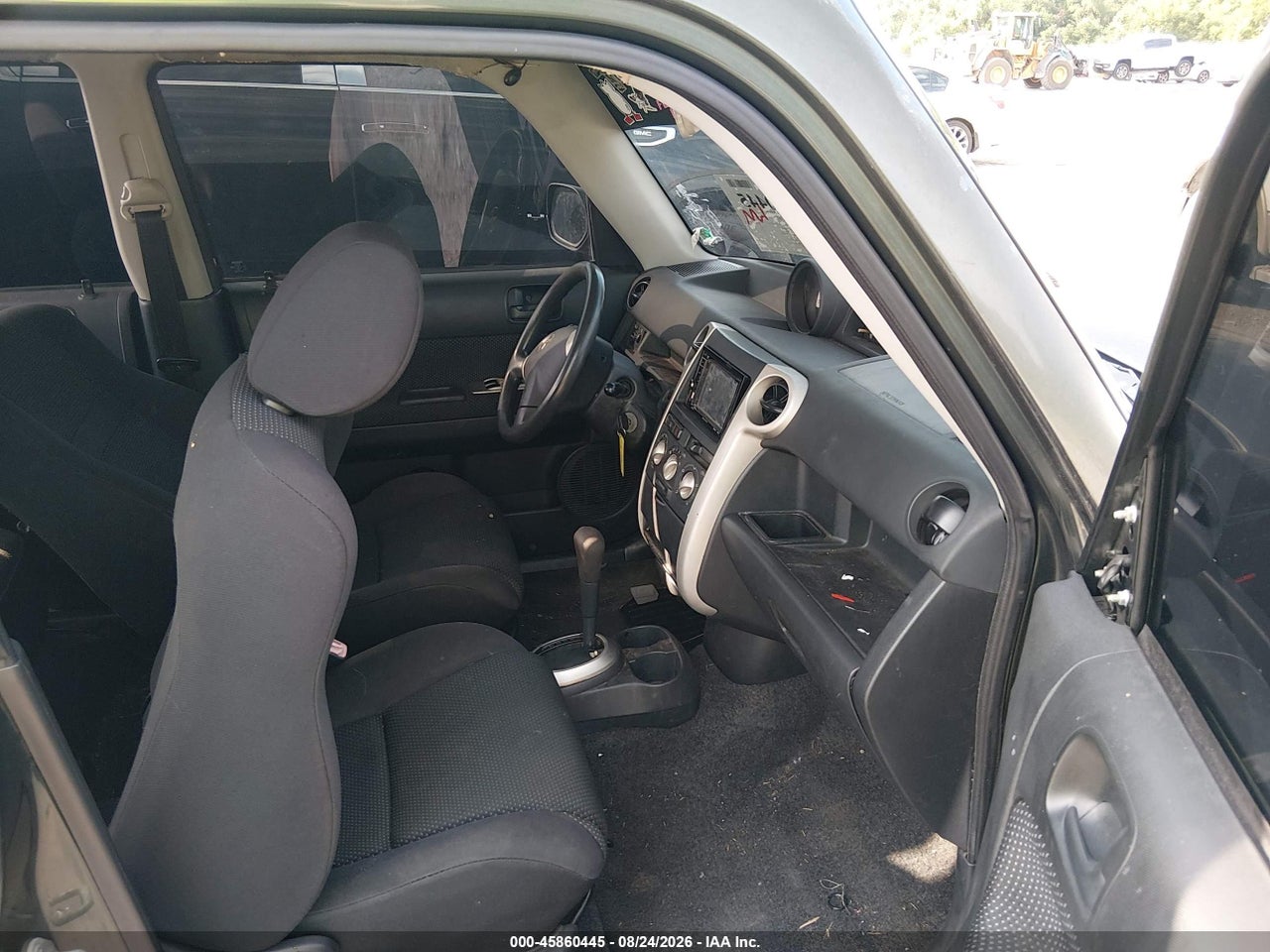 2005 SCION XB · 5/11