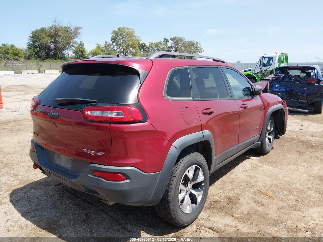2016 JEEP CHEROKEE TRAILHAWK · 4/11