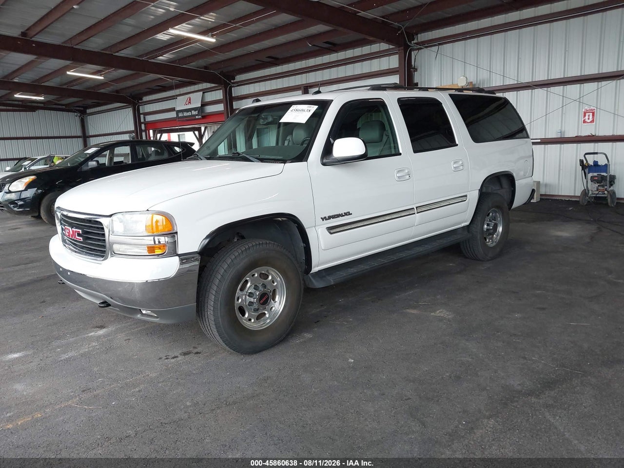 2005 GMC YUKON XL 2500 SLT · 2/11