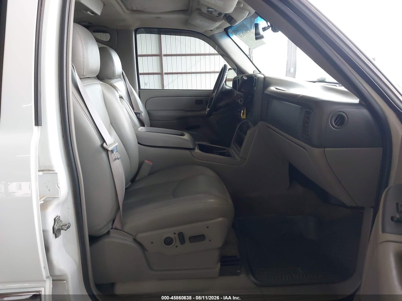 2005 GMC YUKON XL 2500 SLT · 5/11
