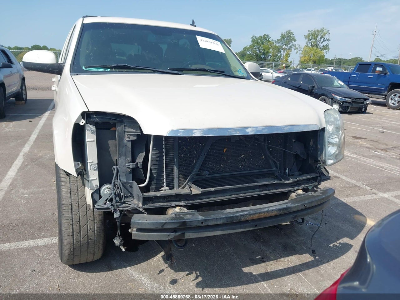 2013 GMC YUKON SLT · 6/11