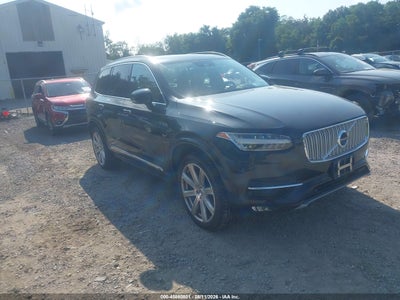 YV4A22PL8G1****** · 2016 VOLVO XC90 T6 INSCRIPTION