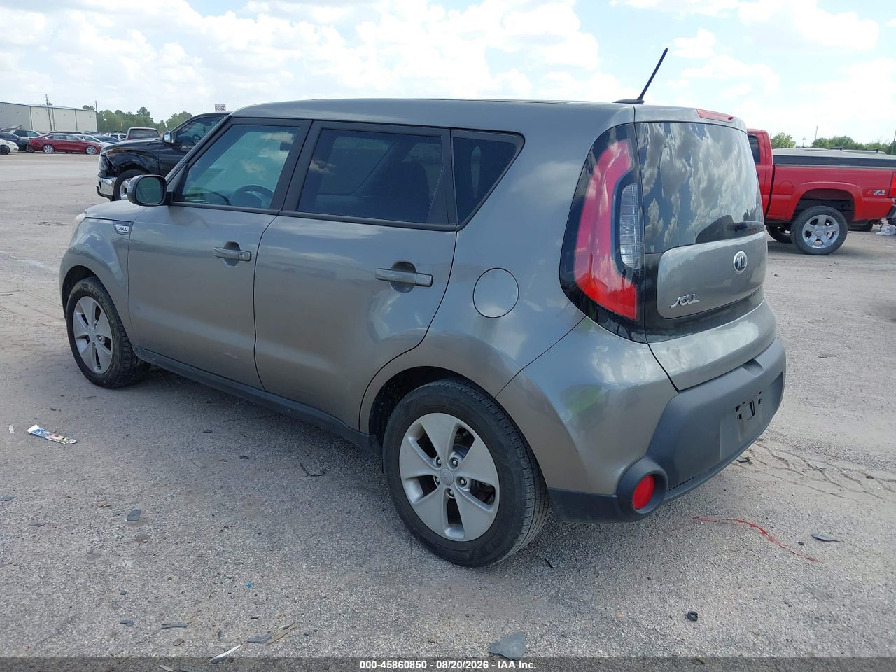 2016 KIA SOUL   · 3/11