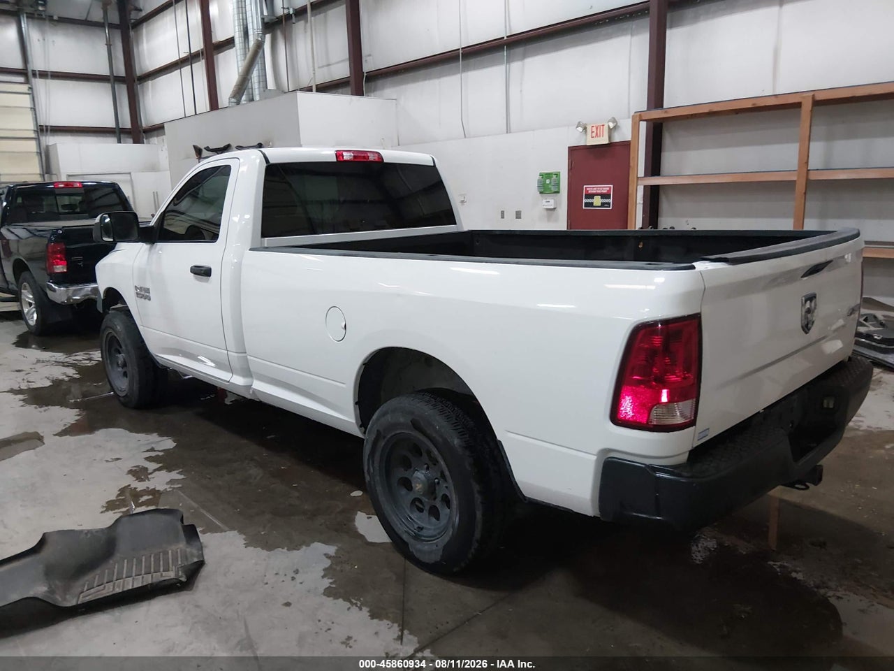 2017 RAM 1500 TRADESMAN  4X4 8' BOX · 3/11