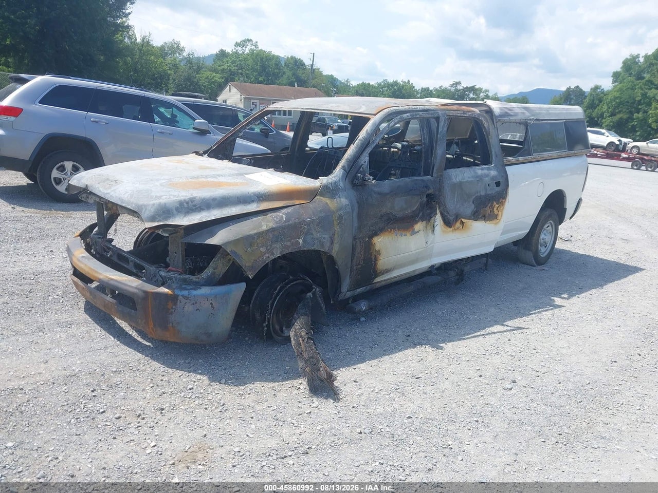 2017 RAM 2500 TRADESMAN  4X2 8' BOX · 2/11
