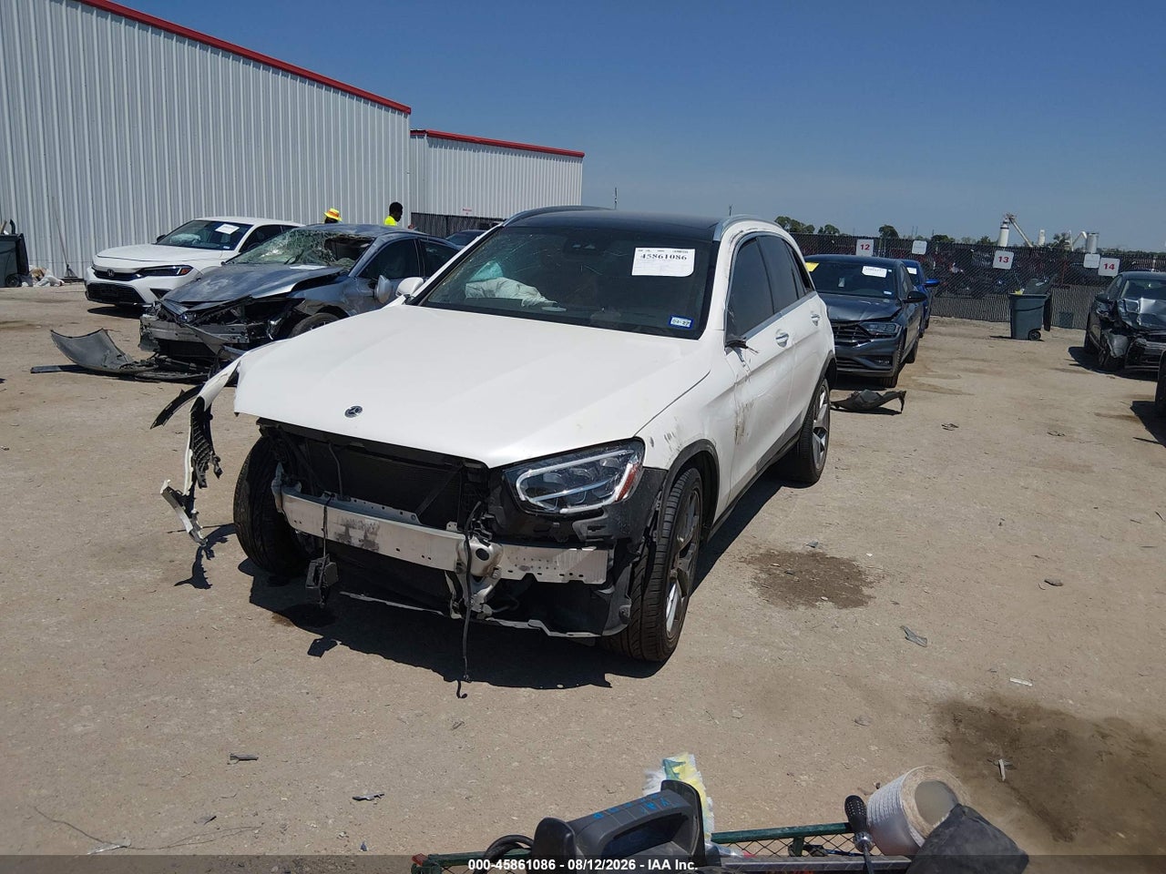 2021 MERCEDES-BENZ GLC 300 SUV · 2/10