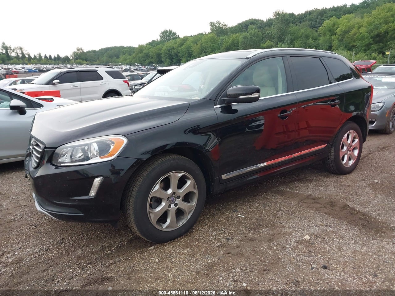 2016 VOLVO XC60 T5 PREMIER · 2/11