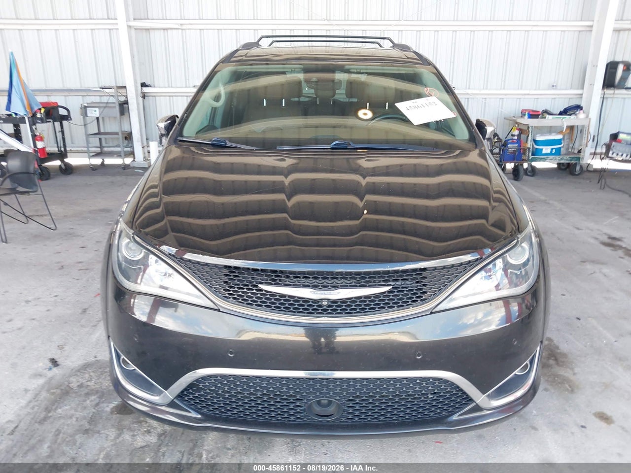 2017 CHRYSLER PACIFICA LIMITED · 6/11