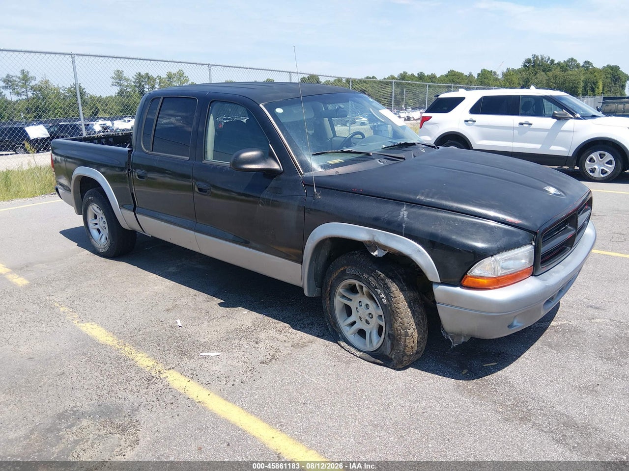 1D7HL48N64S****** · 2004 DODGE DAKOTA SLT