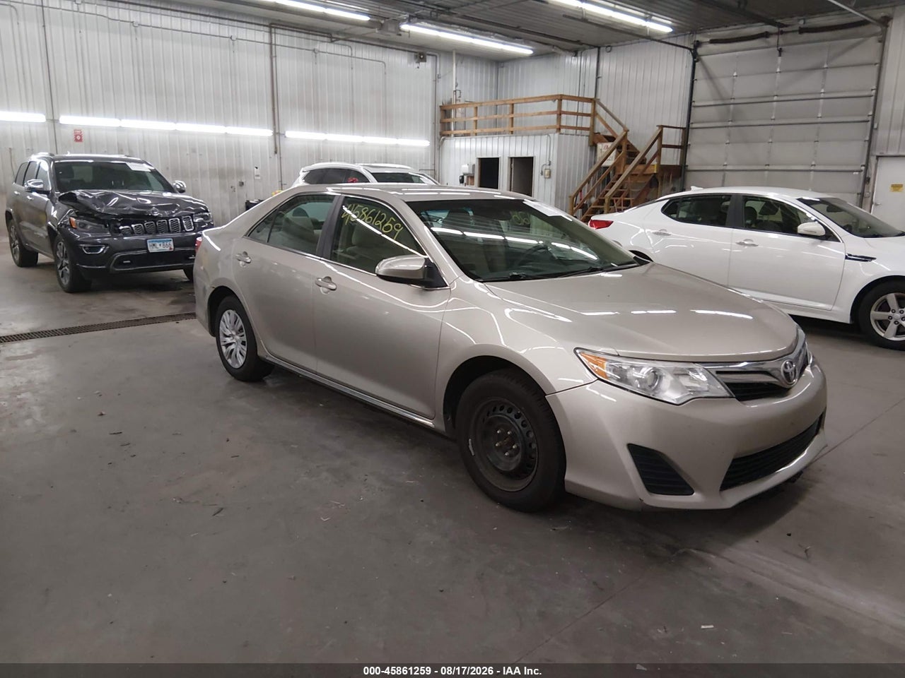 4T4BF1FK9ER****** · 2014 TOYOTA CAMRY LE