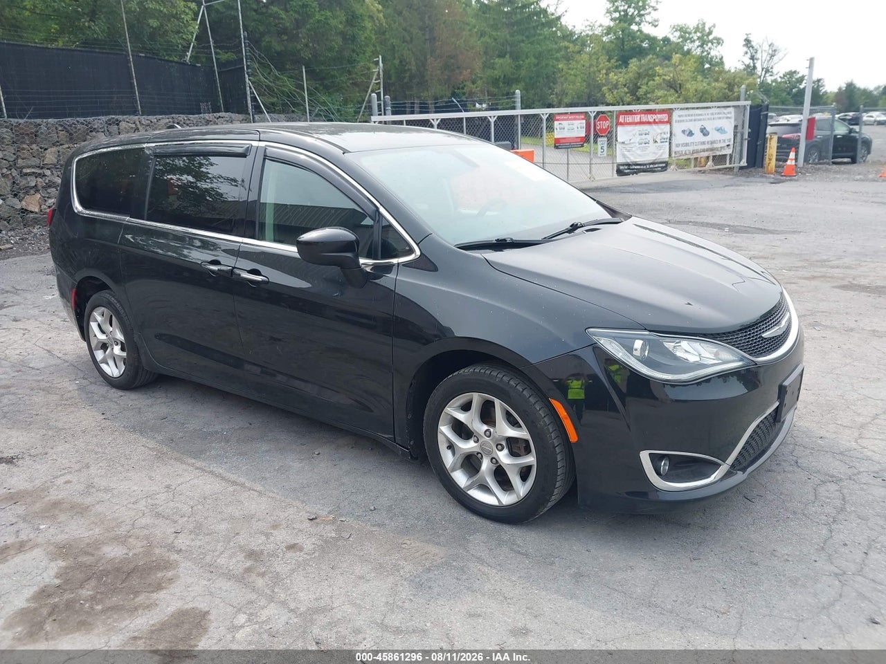 2C4RC1BG0HR****** · 2017 CHRYSLER PACIFICA TOURING PLUS