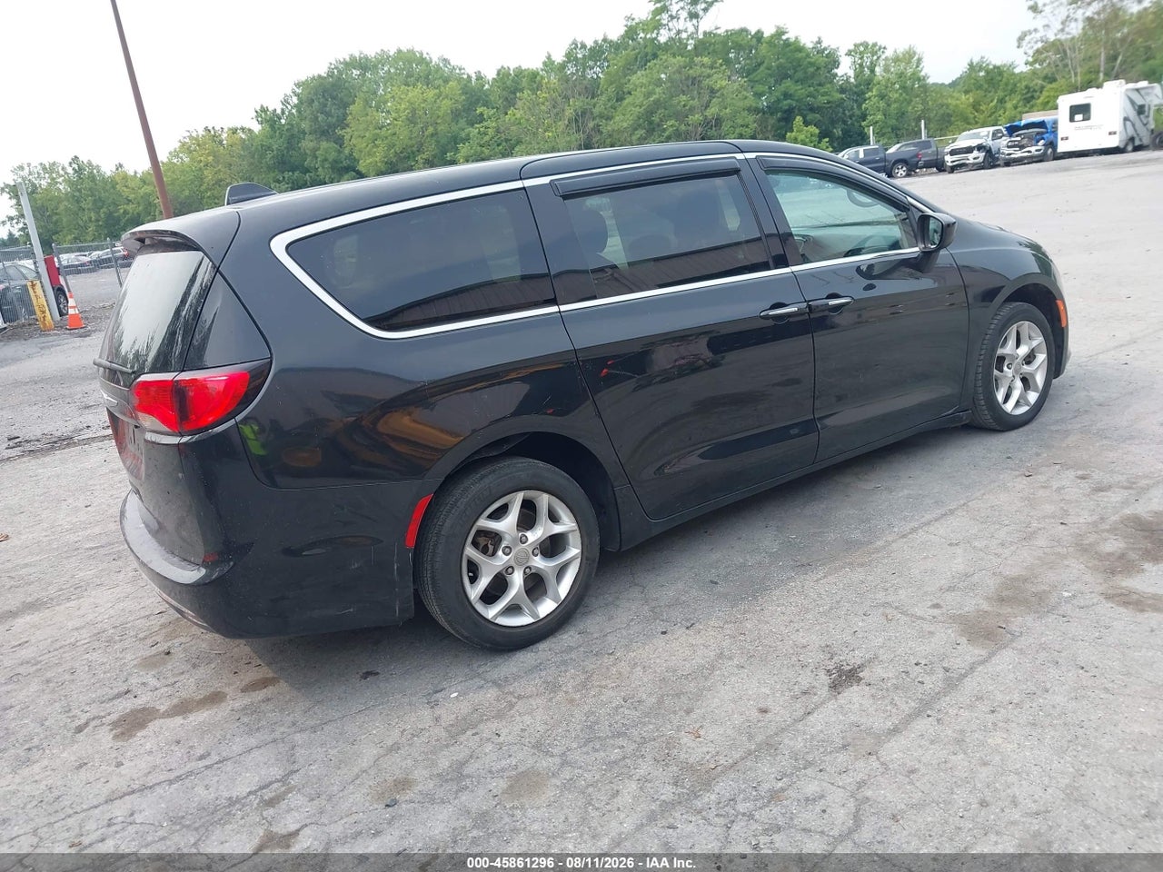 2C4RC1BG0HR****** · 2017 CHRYSLER PACIFICA TOURING PLUS · 4/11