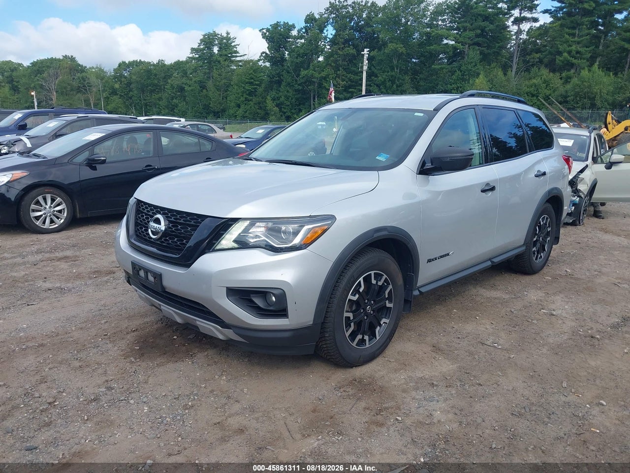 2020 NISSAN PATHFINDER SV 4WD · 2/11