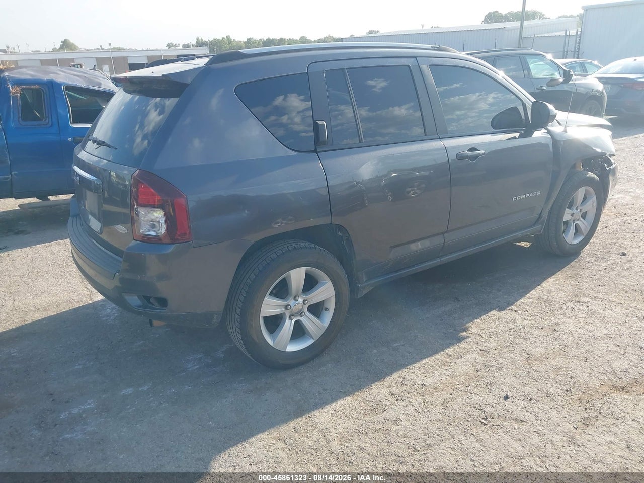 2017 JEEP COMPASS LATITUDE · 4/11