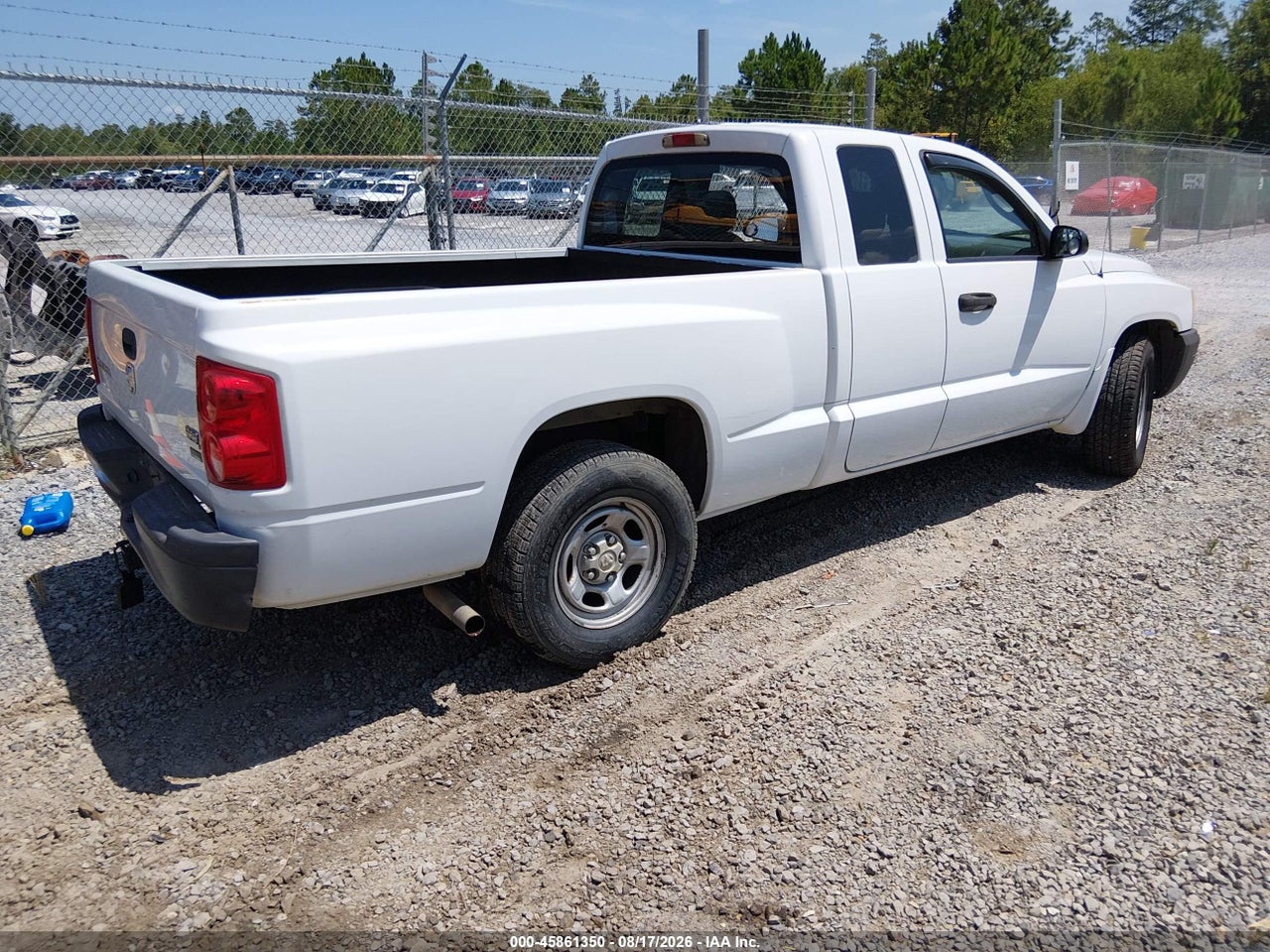 2007 DODGE DAKOTA ST · 4/11