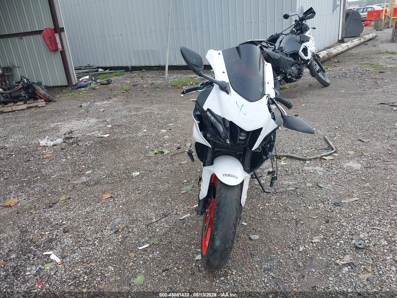 2023 YAMAHA YZFR7 · 5/11