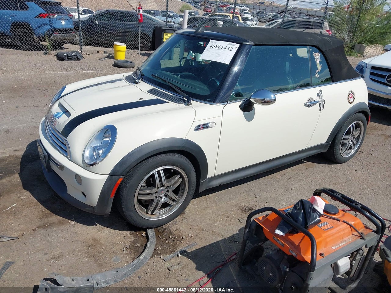 2006 MINI COOPER S   · 2/11