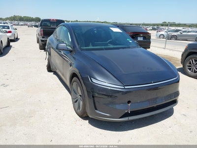 2026 TESLA MODEL Y PREMIUM/REAR-WHEEL DRIVE