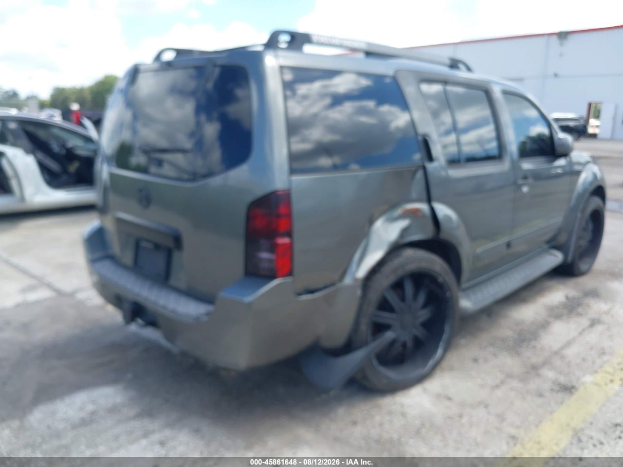 2007 NISSAN PATHFINDER LE · 6/11