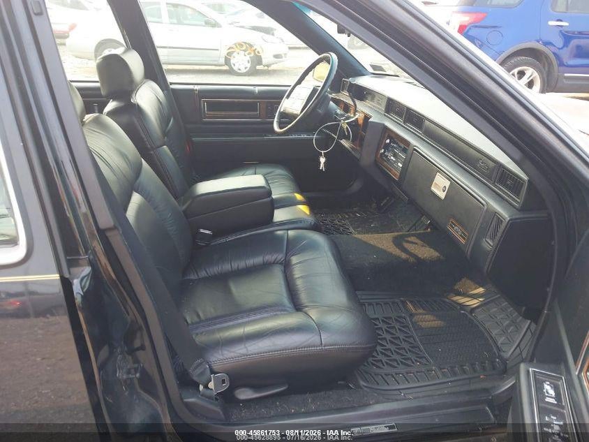 1993 CADILLAC DEVILLE   · 5/11