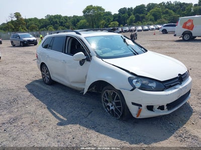 3VWPL7AJ4DM****** · 2013 VOLKSWAGEN JETTA SPORTWAGEN 2.0L TDI