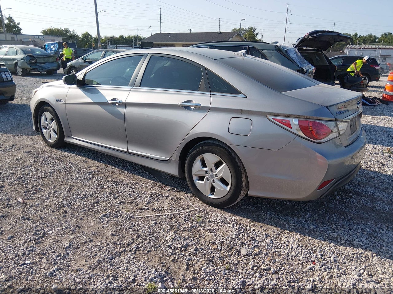 2012 HYUNDAI SONATA HYBRID   · 3/11