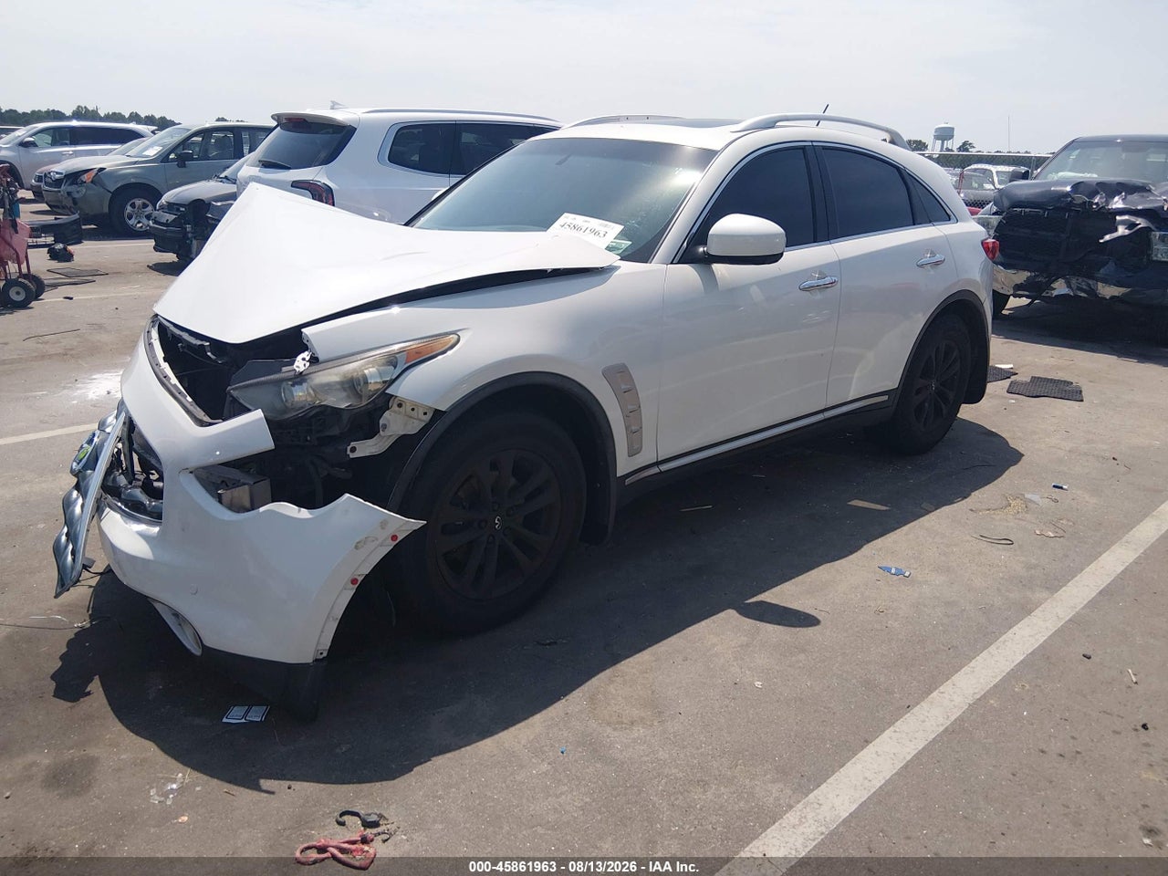 2009 INFINITI FX35 · 2/11