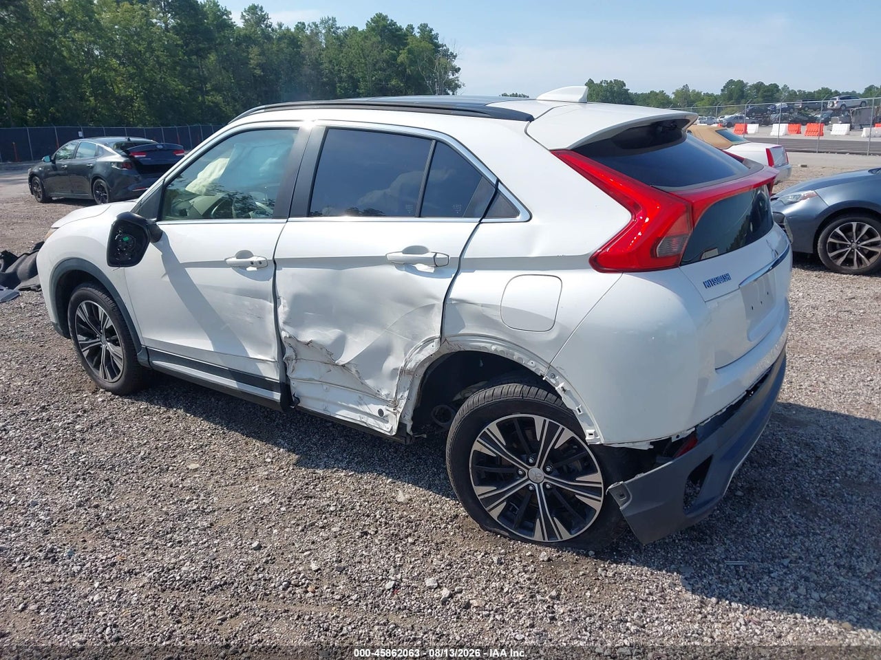 2018 MITSUBISHI ECLIPSE CROSS SEL · 3/11