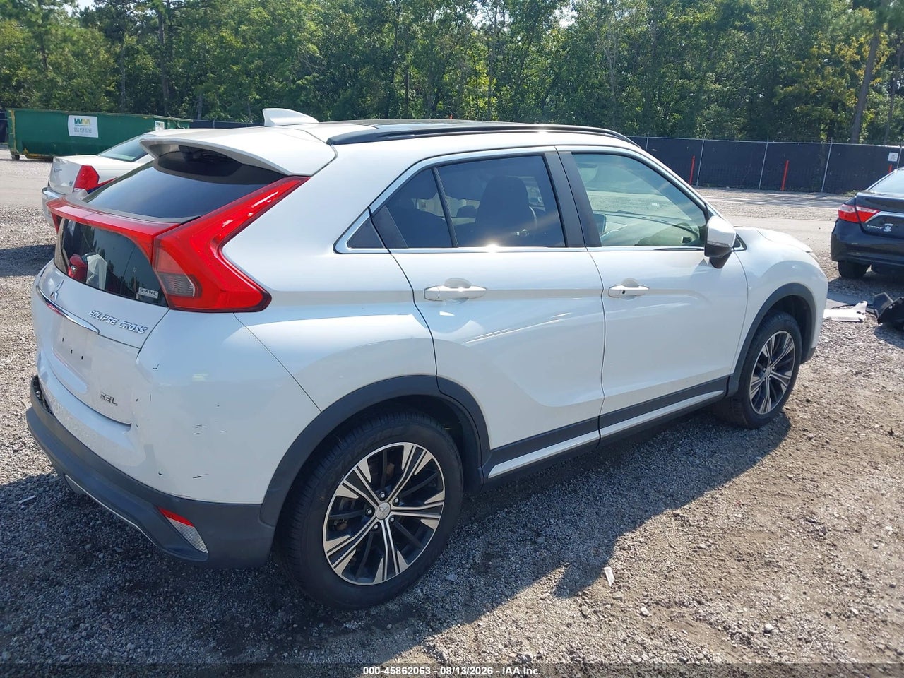 2018 MITSUBISHI ECLIPSE CROSS SEL · 4/11