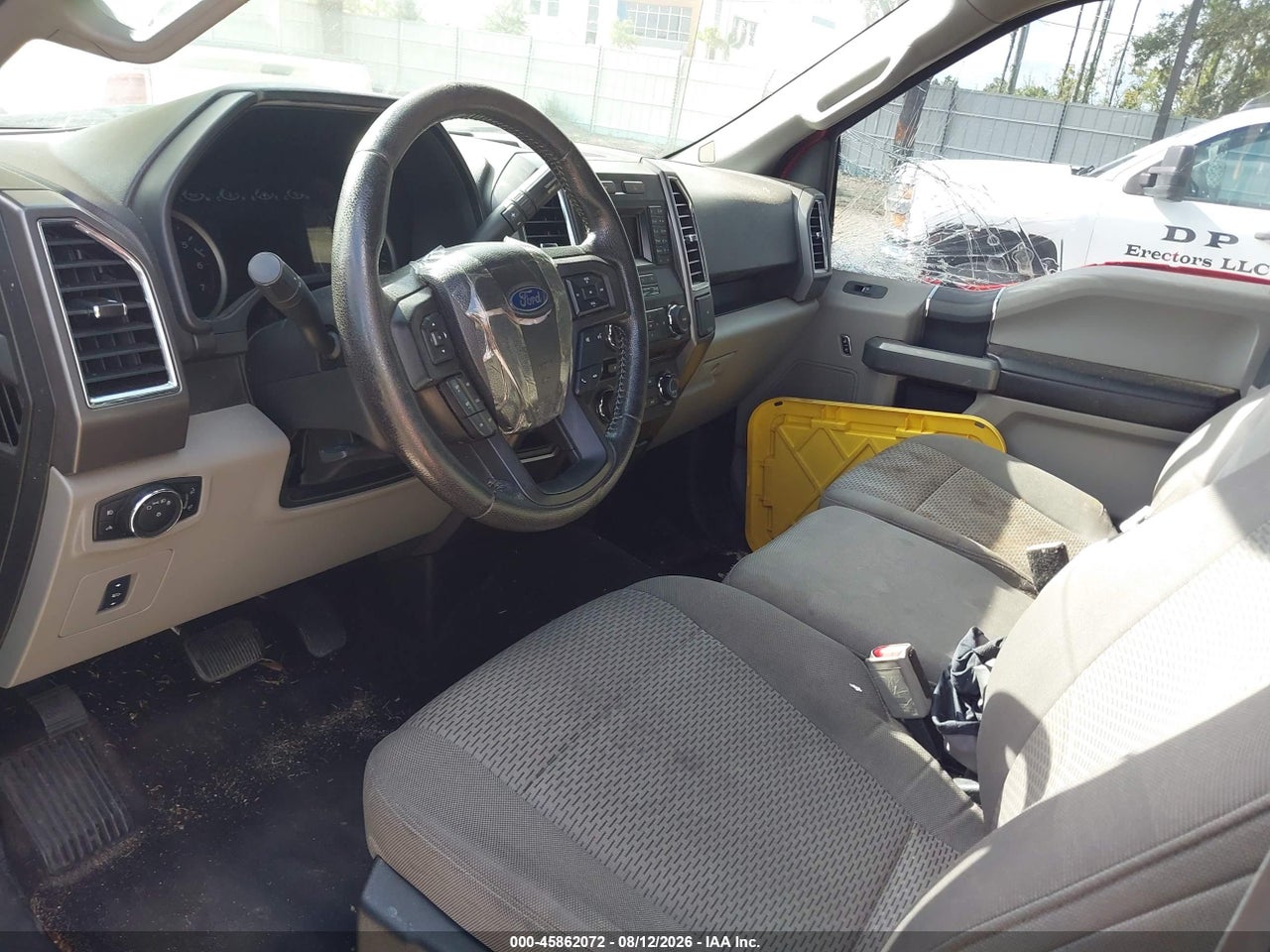 2015 FORD F-150 XLT · 5/11