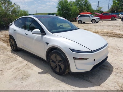 2026 TESLA MODEL Y PREMIUM/REAR-WHEEL DRIVE