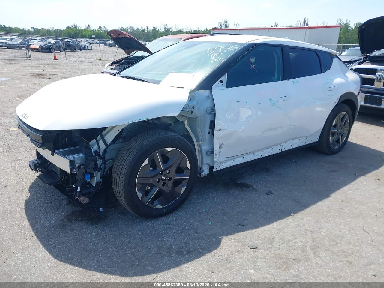 2025 KIA EV6 LIGHT RWD · 2/11