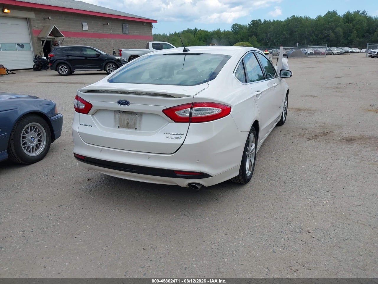 3FA6P0RU8GR****** · 2016 FORD FUSION HYBRID TITANIUM · 4/11