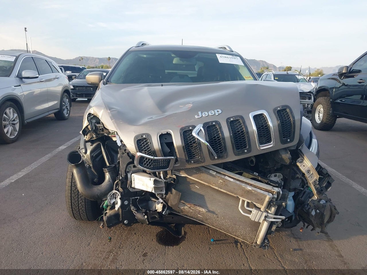 2018 JEEP CHEROKEE LATITUDE PLUS 4X4 · 6/11