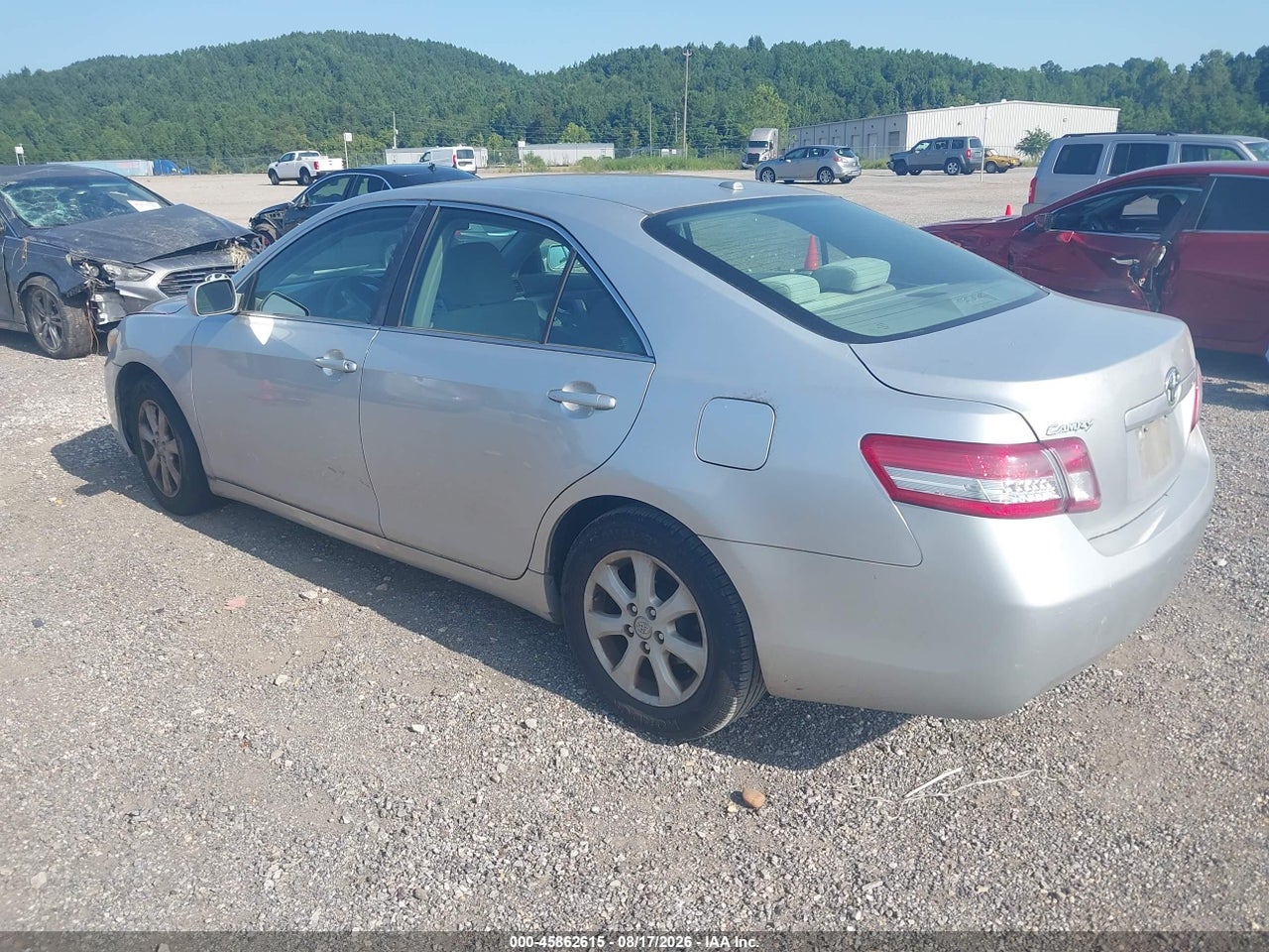 2010 TOYOTA CAMRY LE · 3/11