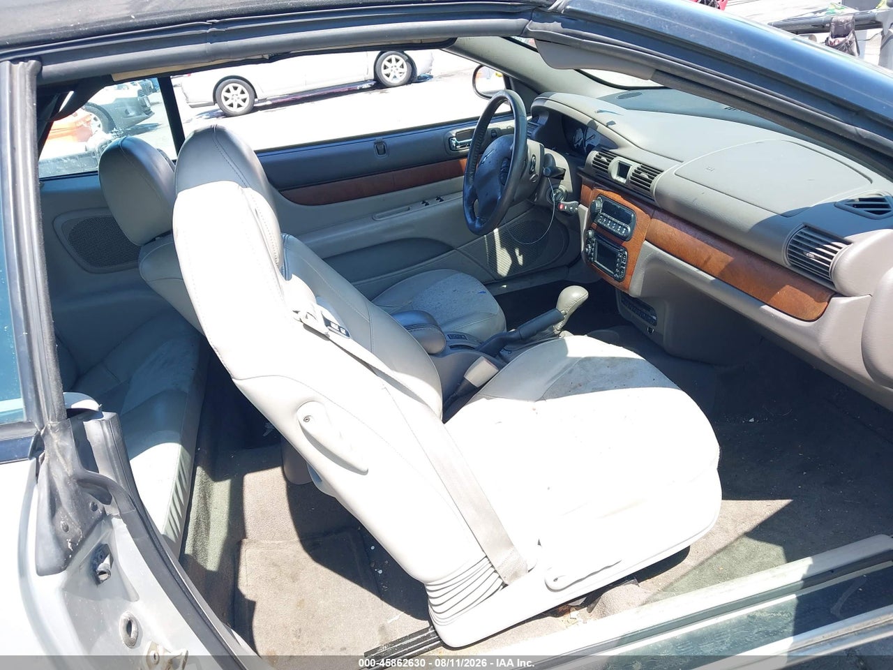 2005 CHRYSLER SEBRING LIMITED · 5/11